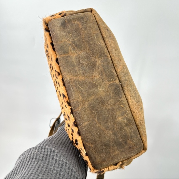 NWT Myra Cowhide Tote/Crossbody Bag - Picture 4 of 6